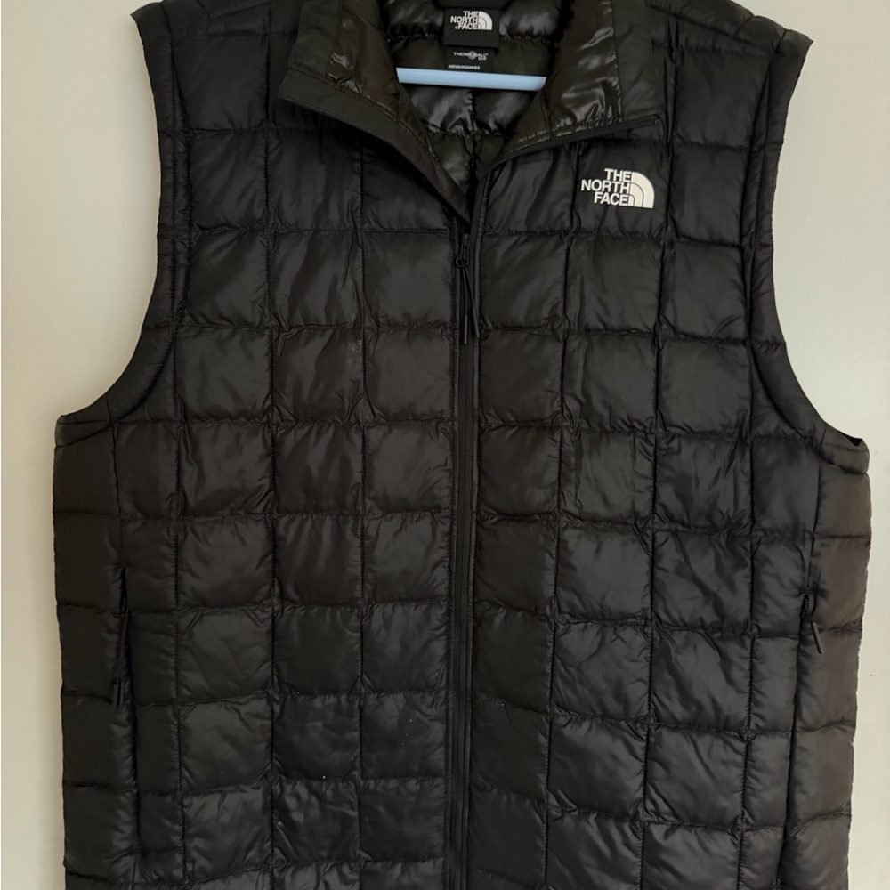 The North Face Men's Black Quilted Vest Size L